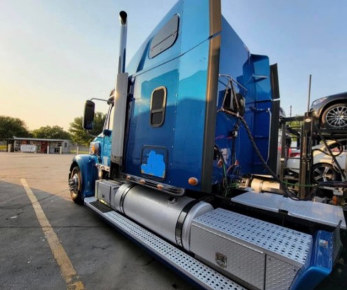 2015 Freightliner Coronado for Sale - Фото 3