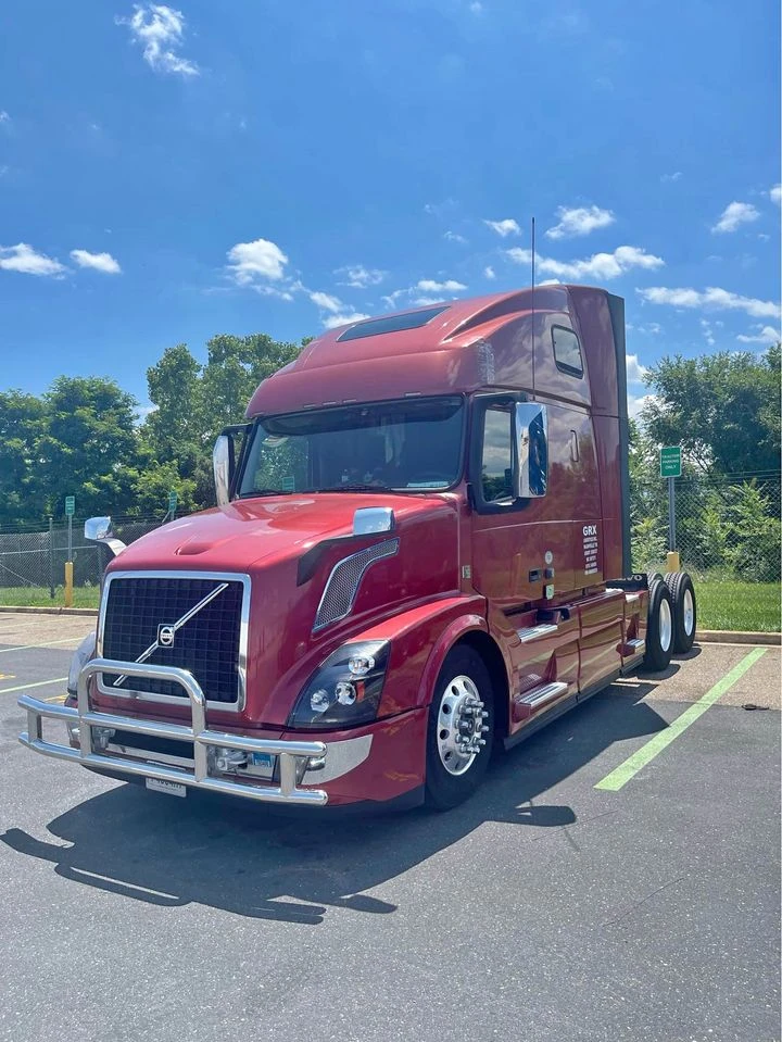 Volvo VNL 670 for Sale