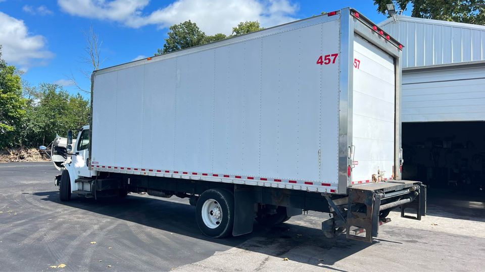Reefer boxtrack Freightliner M2 - Фото 4