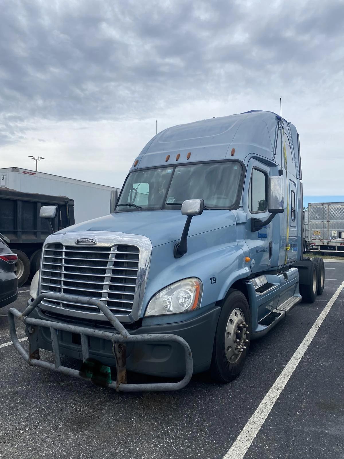 2012 Freightliner Cascadia for Sale
