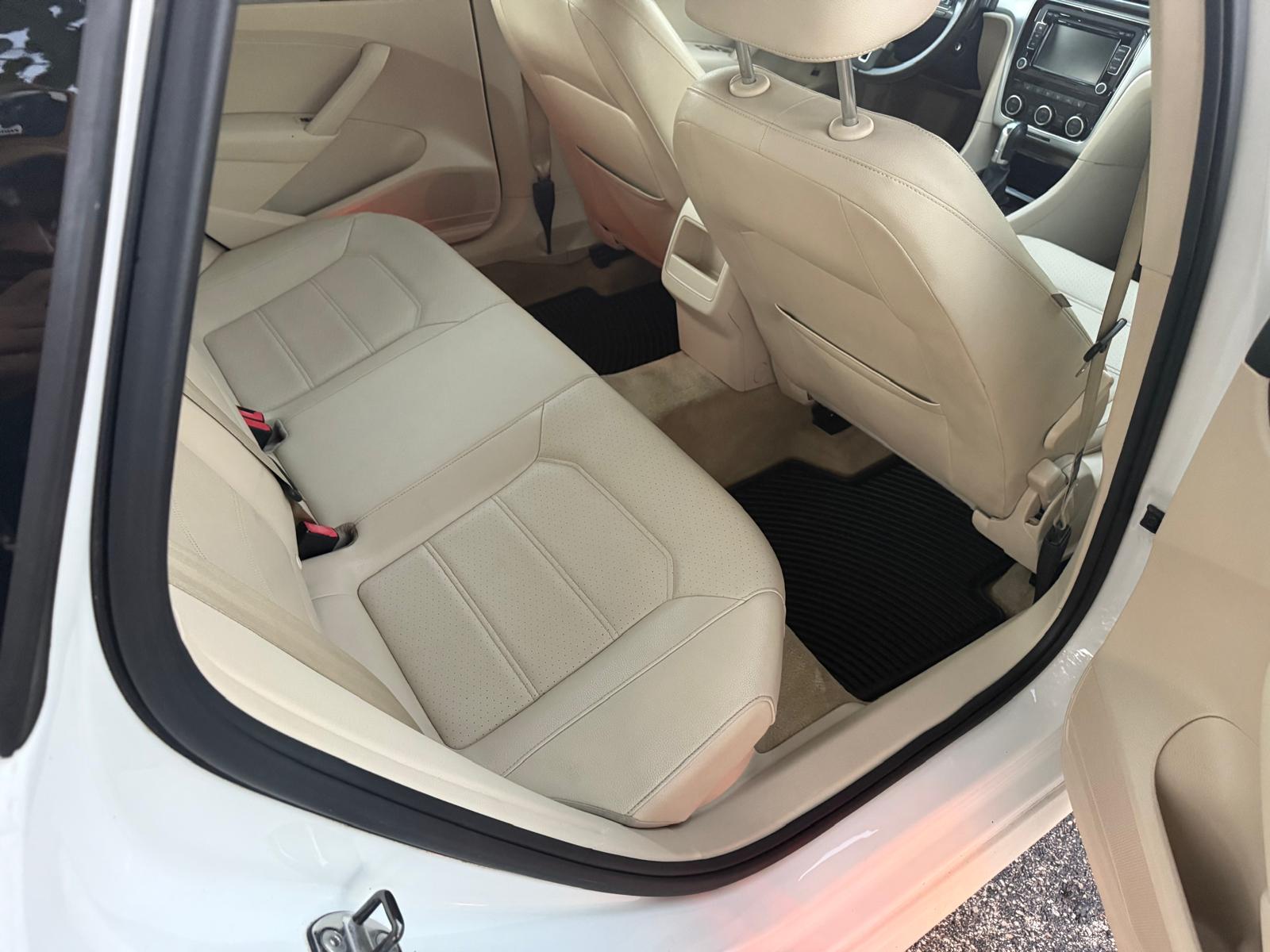 2012 Volkswagen - Фото 2