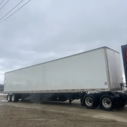 photo-2021-utility-4000dx-dry-van