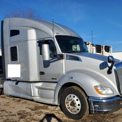 photo-prodazh-2018-kenworth-t-680