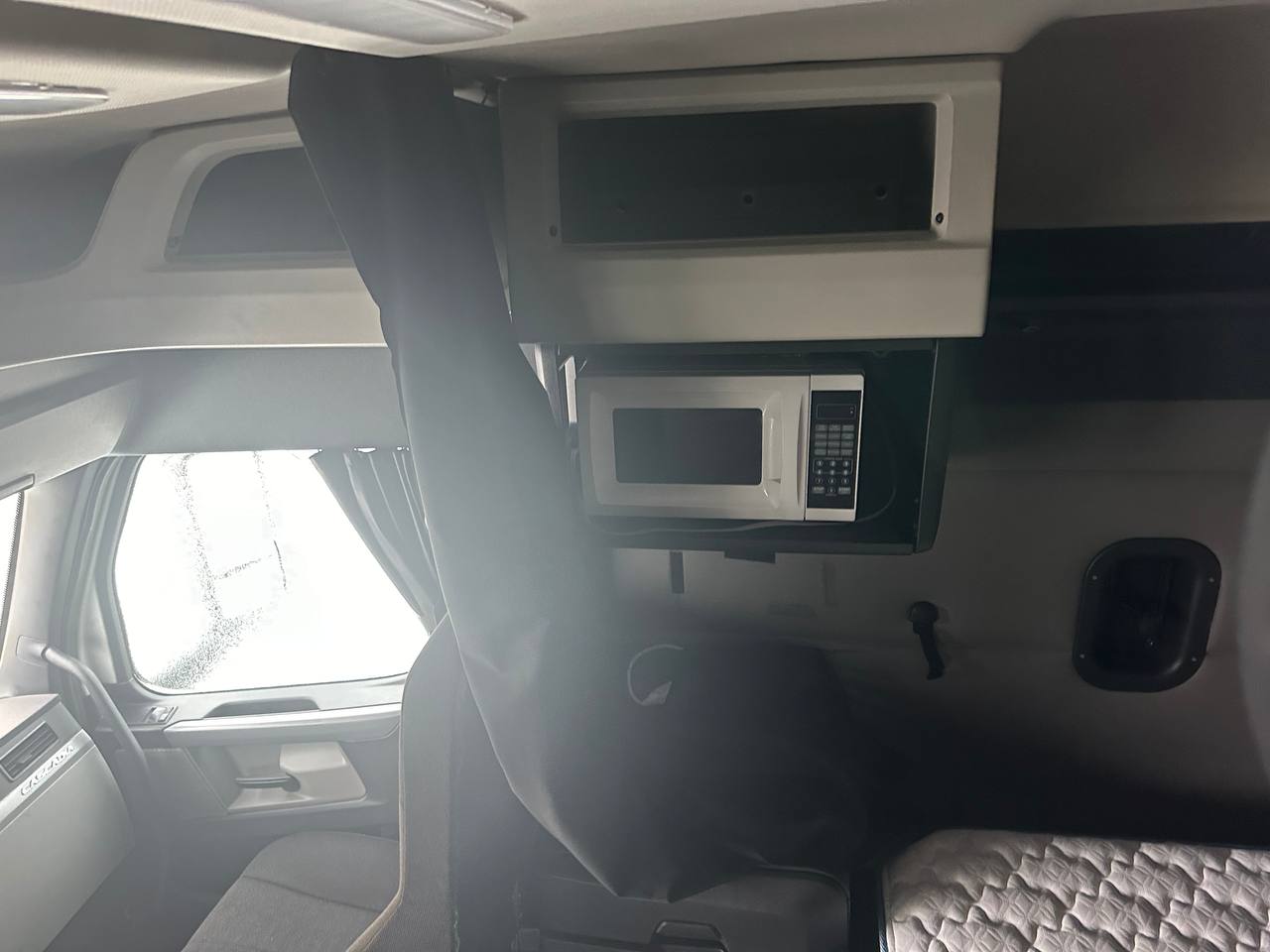 FREIGHTLINER CASCADIA 2019 - Фото 4