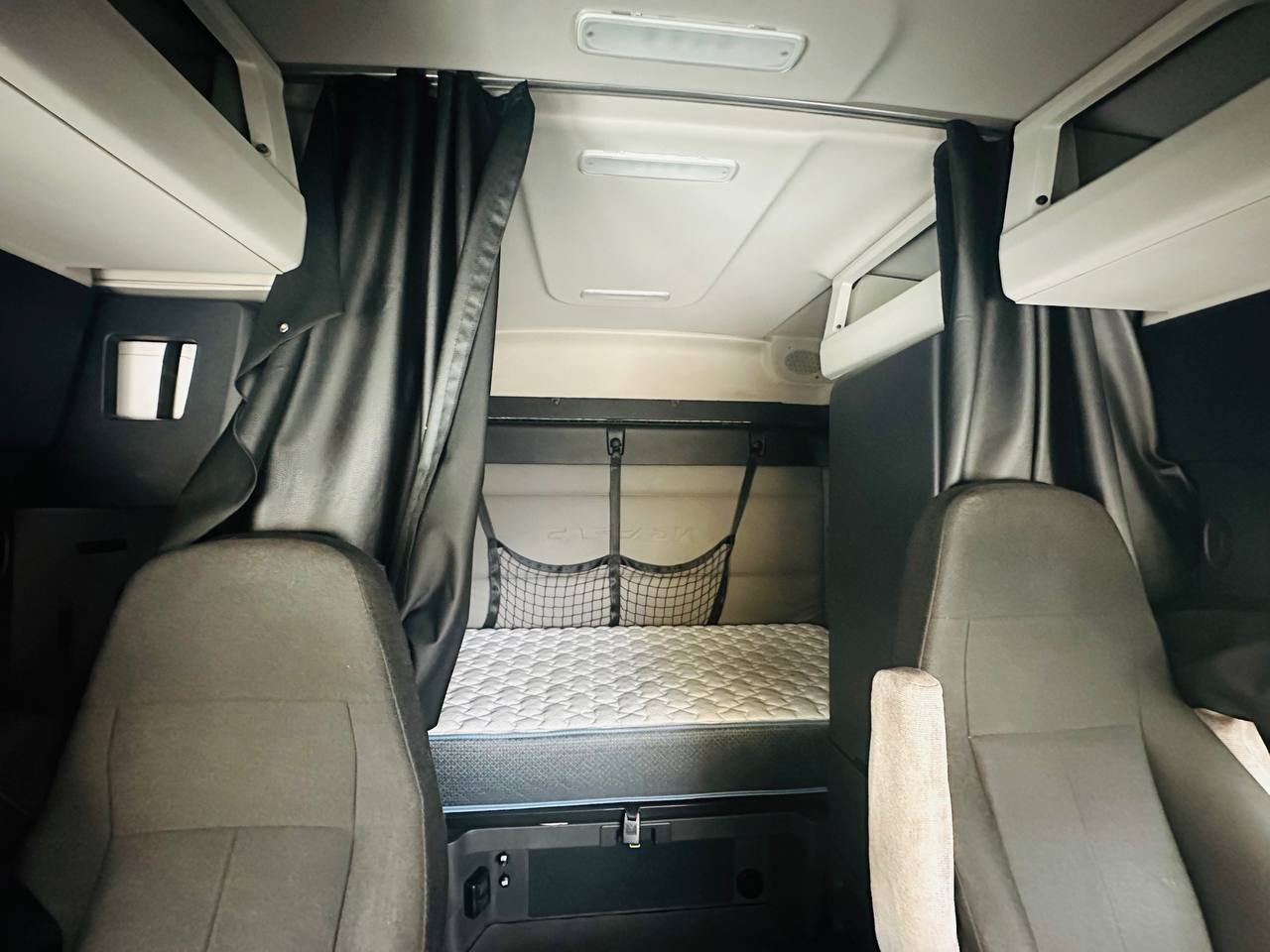 FREIGHTLINER CASCADIA 2019 - Фото 5