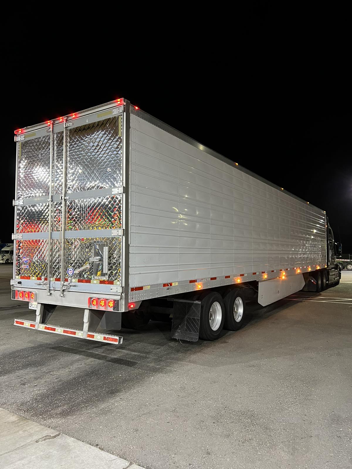 2016 Utility 3000R Refrigerator For Sale - Фото 2