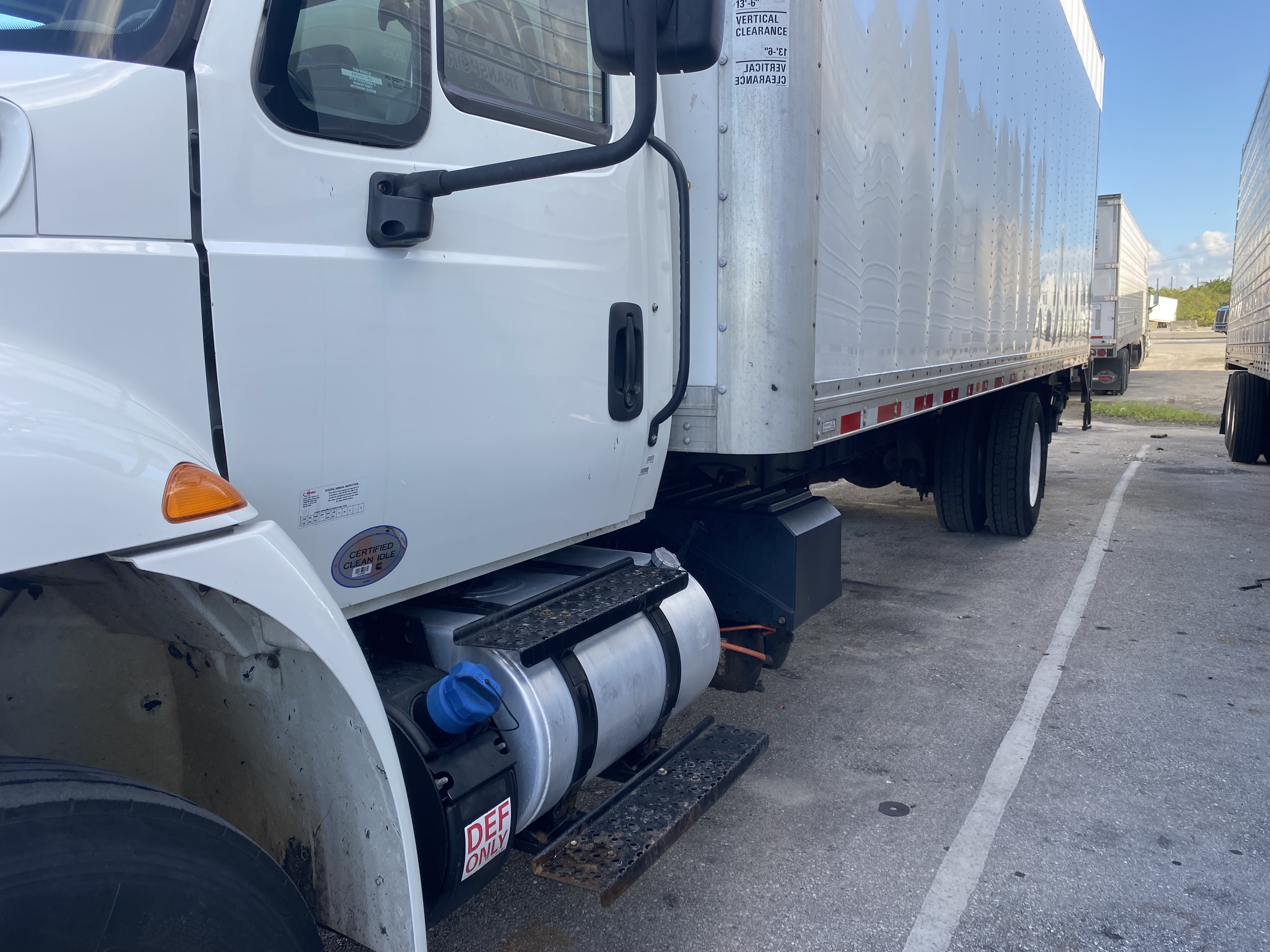 2018 International DURASTAR 4300 - Фото 13