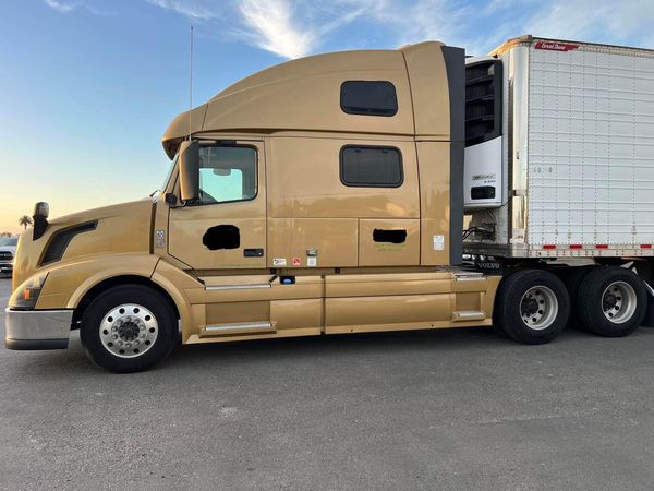 2013 Volvo Vnl 780 and 2014 Great Dane - Фото 3