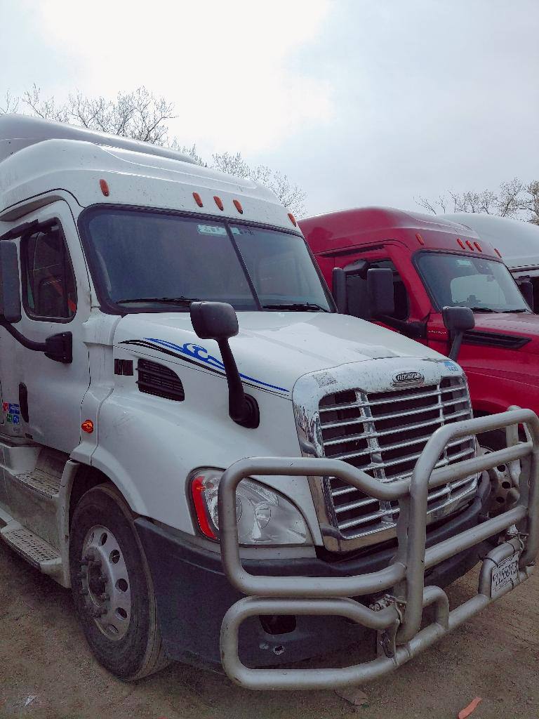 2018 Freightliner Cascadia For Sale - Фото 2