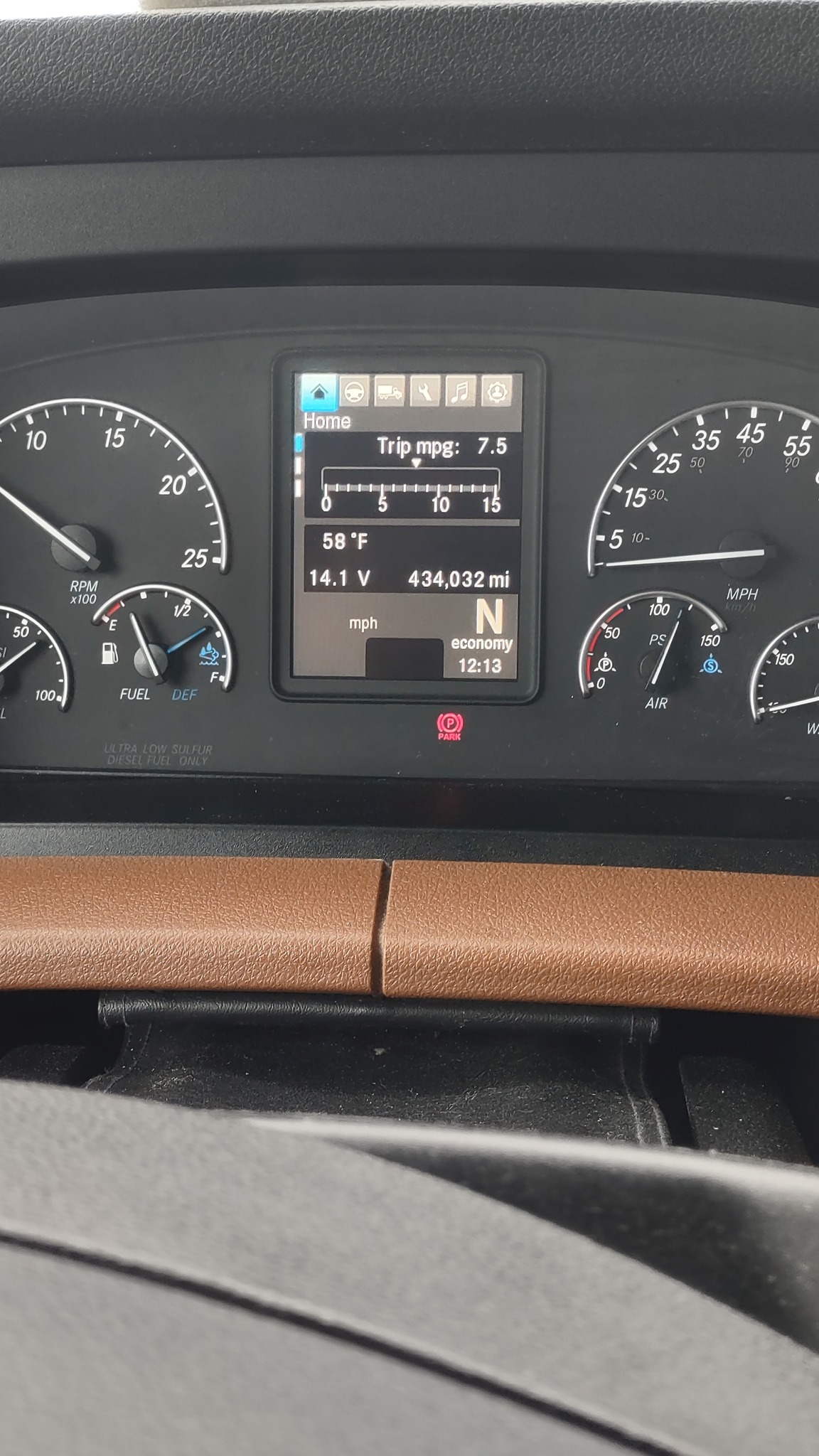 2018 Freightliner Cascadia And 2017 Utility reefer Trailer - Фото 2