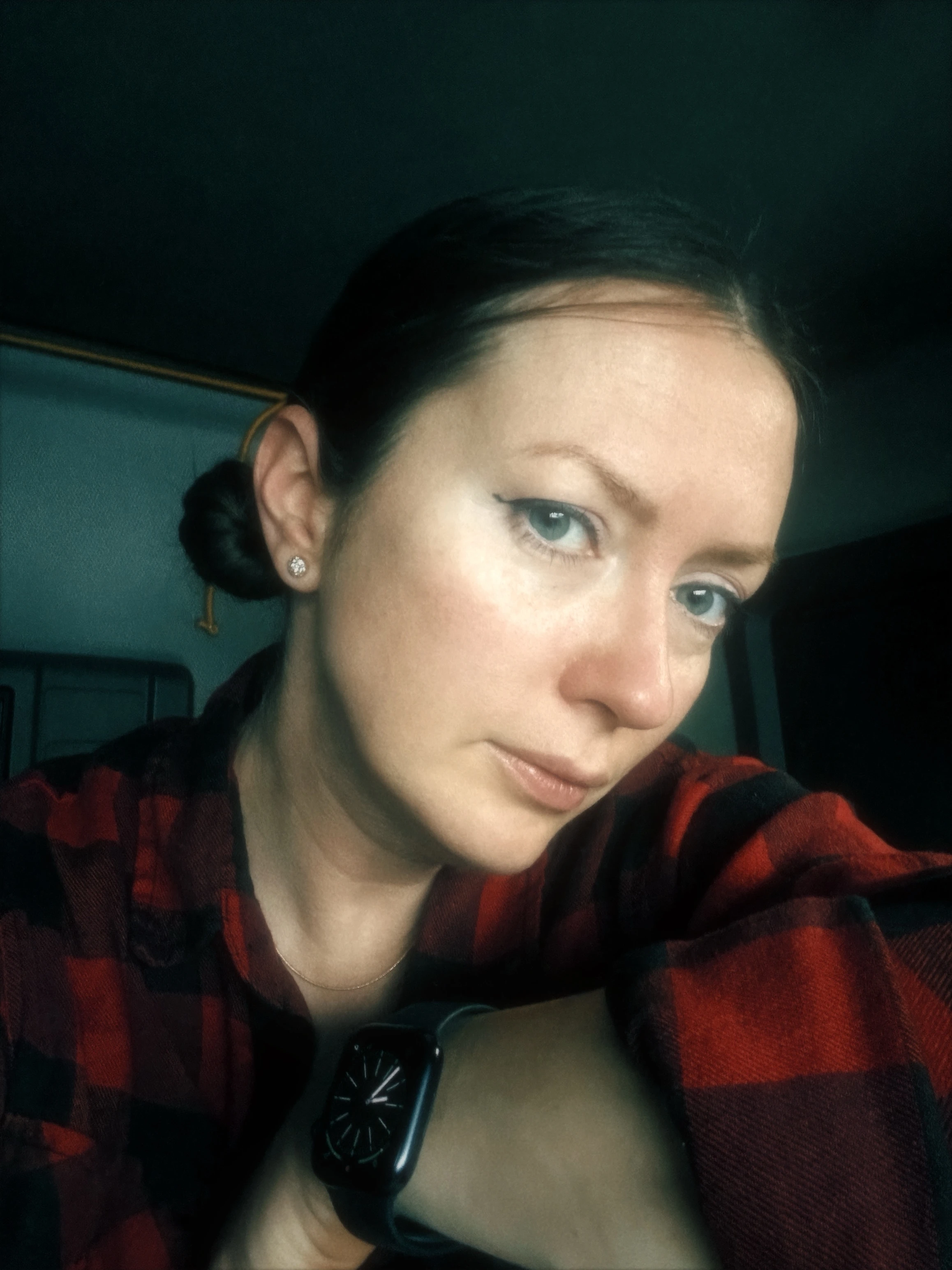 Responsible and hardworking woman looking for a job