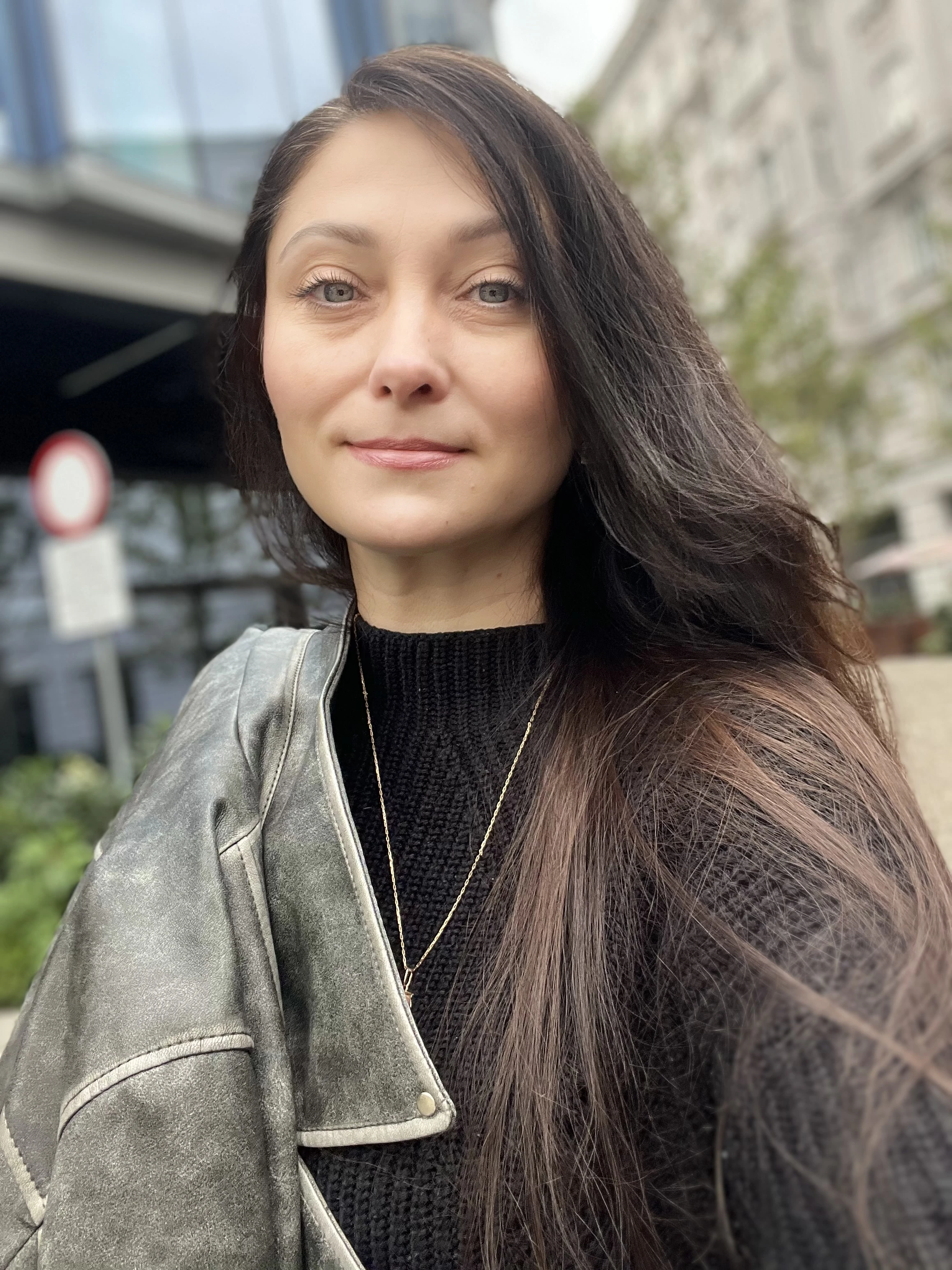 Менеджер по работе с клиентами Администратор